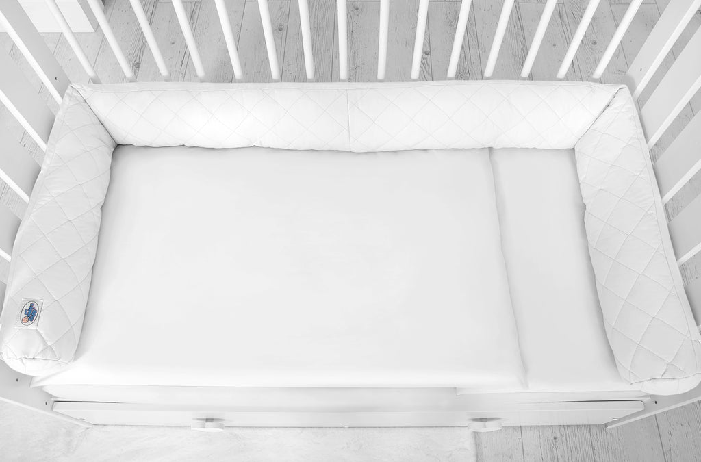 Cocon 2-en-1 nid de bebe et tour de lit serpent - Blanc